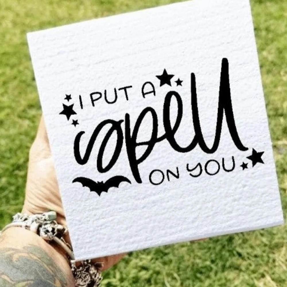 Hocus pocus woodsign